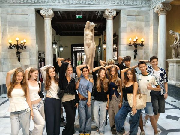 557081125 1394841975978106 n 557081125 1394841975978106 n