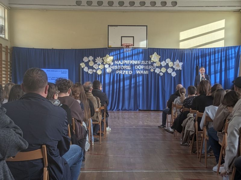 pxl 20260423.portrait.original